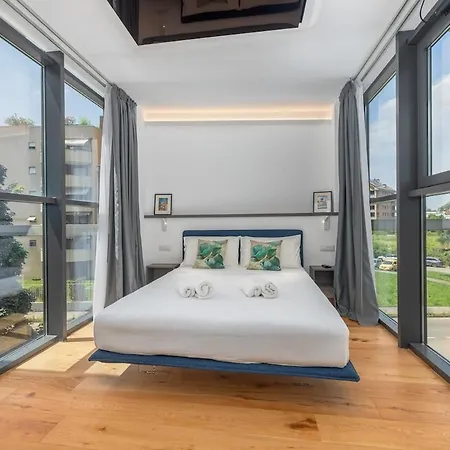 Luxury With Private Spa-free Parking *
